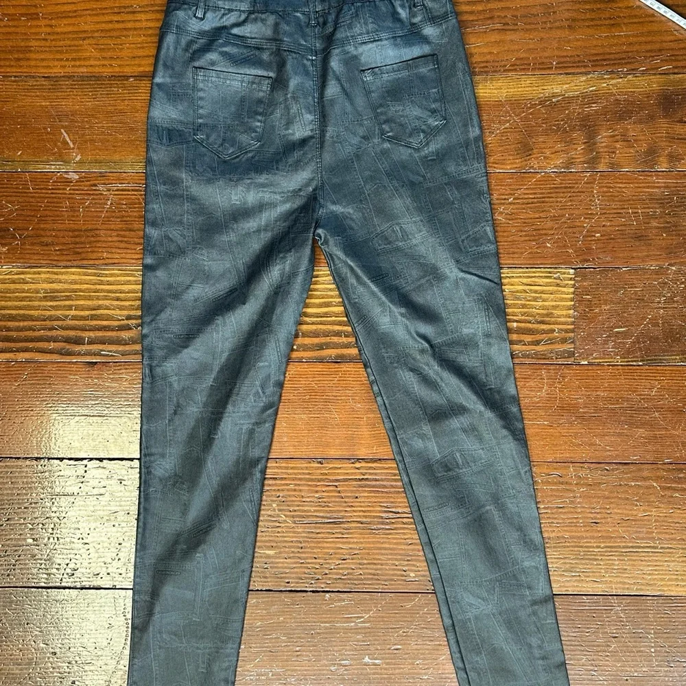 Stylish Black Denim Women's Pants - Picture 3 of 5
